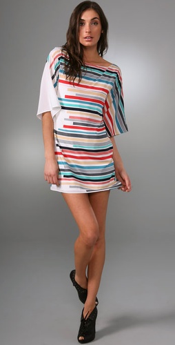 Nicole Richie Kimono Dress. Alice + Olivia Kingsley Kimono