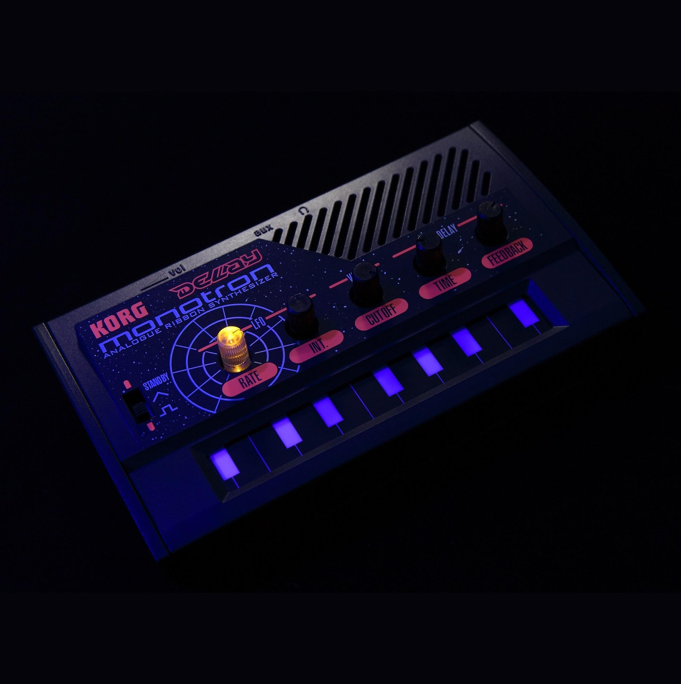Monotron Delay Analog Ribbon Synthesizer Musical