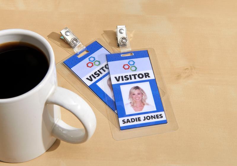 Scotch Thermal Laminating Pouches ID Badge With Clip, 2.4 Inches x 4.2 Inches, 10