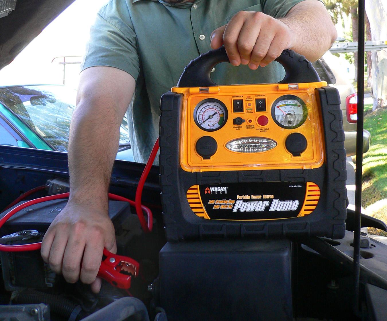 Wagan 400Watt Power Dome Jump Starter with BuiltIn Air
