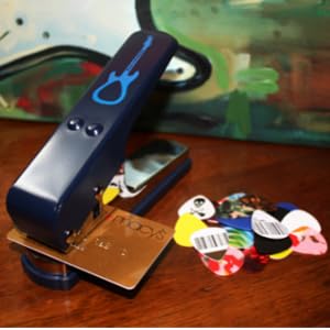 guitar picks, guitar pick maker, guitar pick punch, accessories, musical instruments, guitar gift