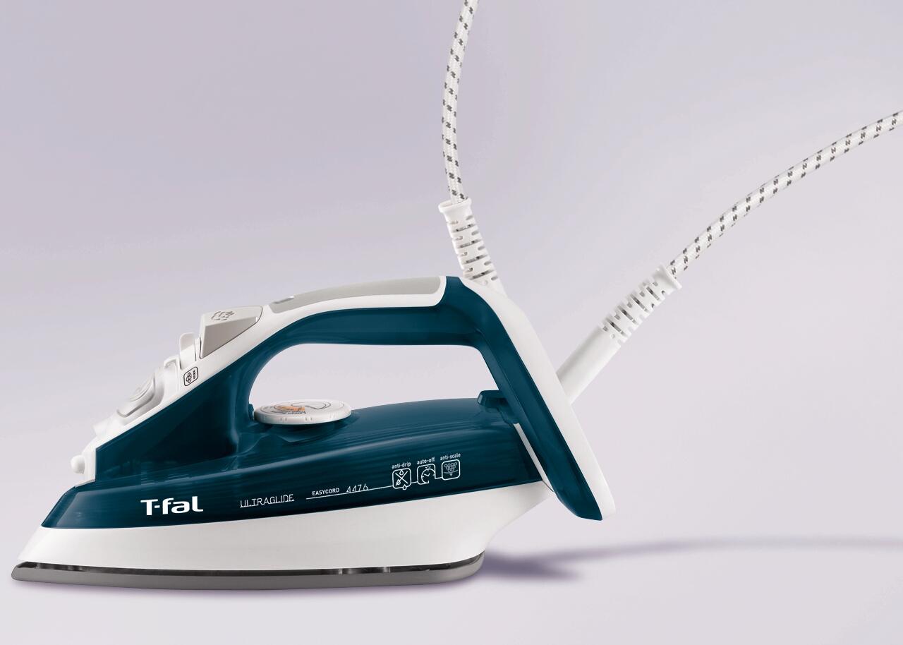 Tfal FV4476 Ultraglide Easycord Auto Shut off Steam Iron