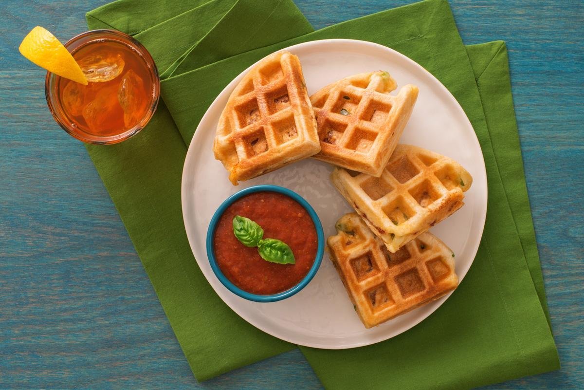 Oster CKSTWFBF21 11/2Inch Thick Belgian Flip Waffle Maker