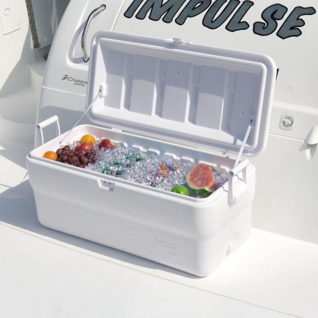 Rubbermaid Gott Marine Cooler / Ice Chest, 150quart, White