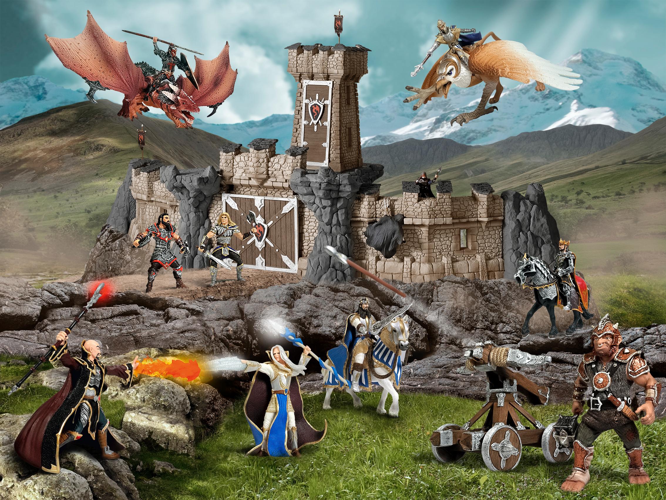 Schleich Dragon Knight Action Figure with Sword Toys & Games