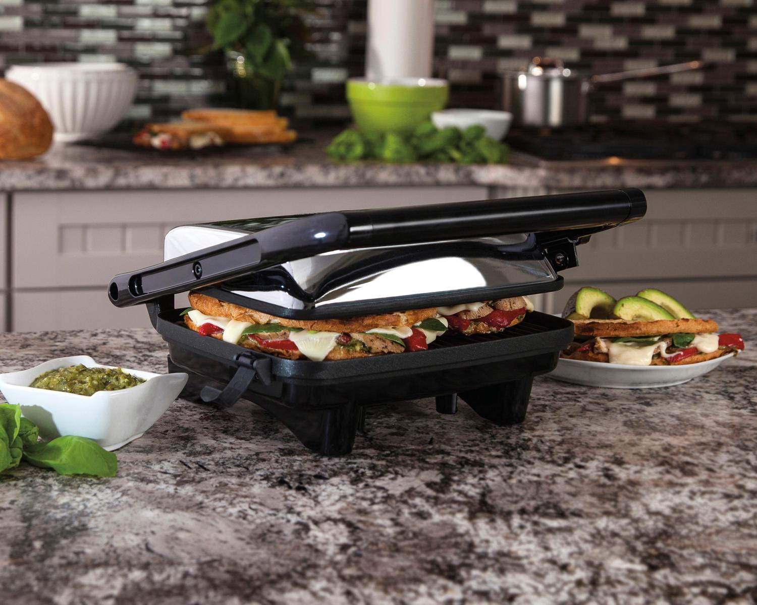 Hamilton Beach 25460 Panini Press Gourmet Sandwich Maker