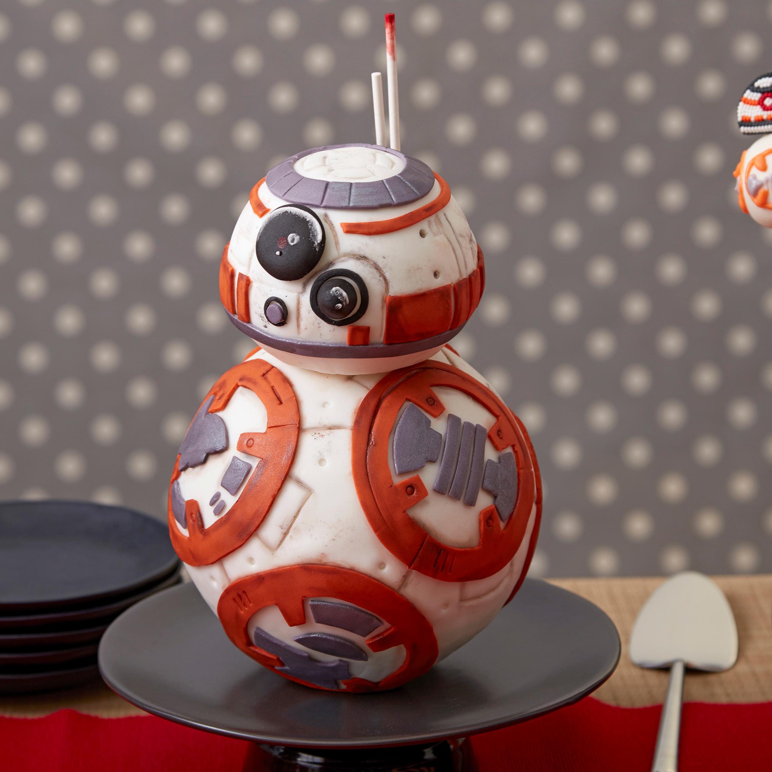 Wilton Star Wars Cake Pan 21053035 Novelty Wilton Star Wars Cake Pan 21053035 Novelty