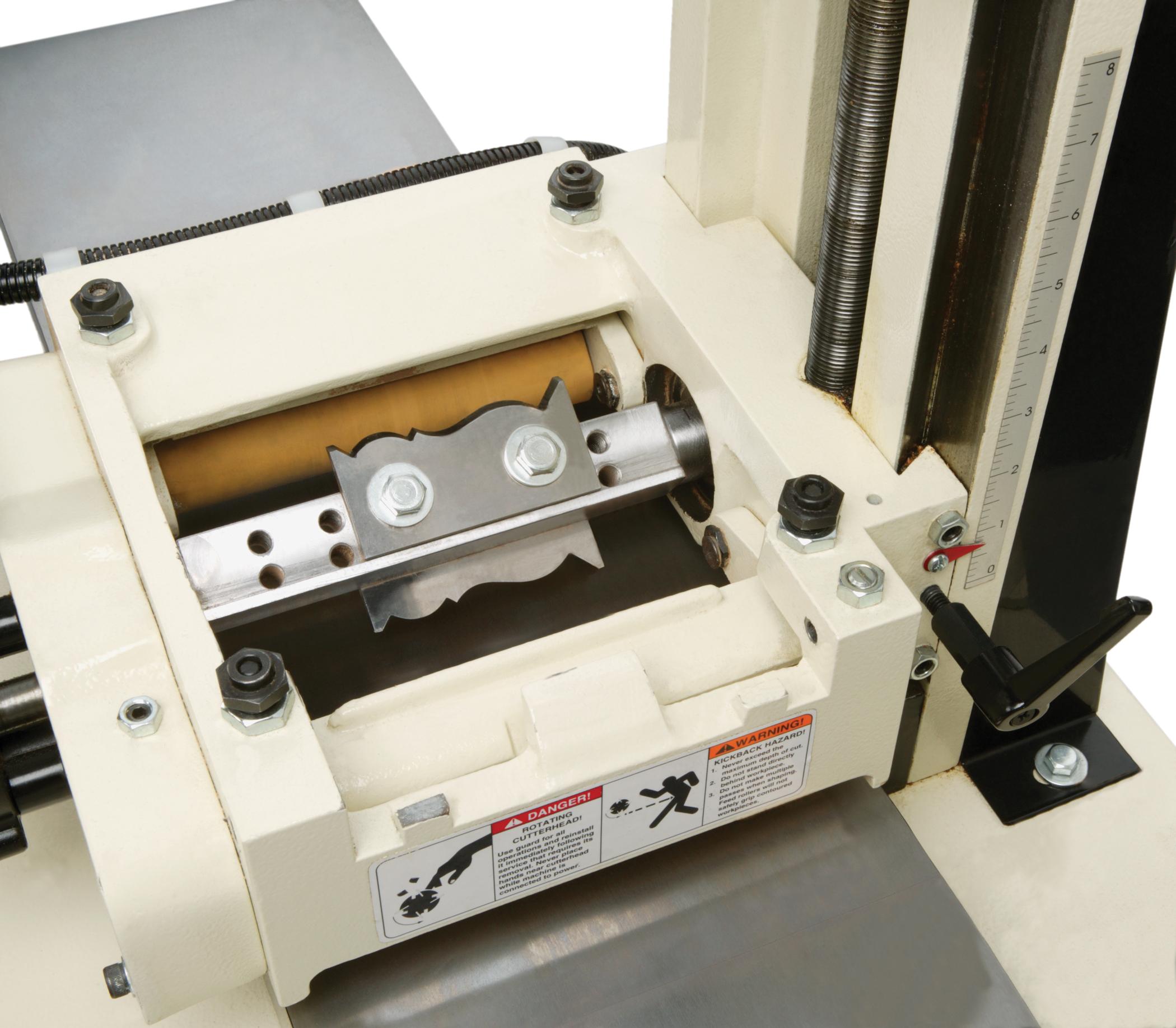 Easy access cutterhead for troublefree blade changing