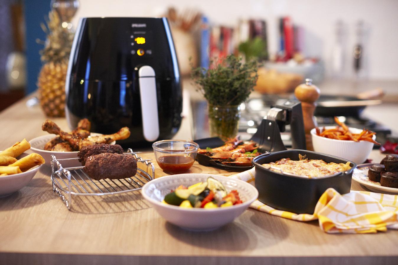 Philips Airfryer, Airfryer, deep fryer, best fryer, low fat fryer