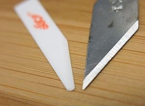 Ceramic blades vs Metal blades efficient cutting safer tools