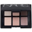 NARS استحى العين لوحة