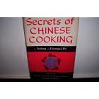 Secrets of Chinese cooking, by Tsuifeng Lin and Hsiangju Lin. With an essay.. by  Tsuifeng Lin