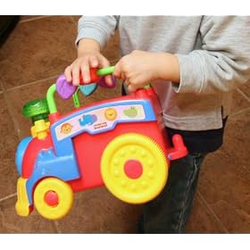 Fisher-Price Amazing Animals Sing and Go Choo-Choo