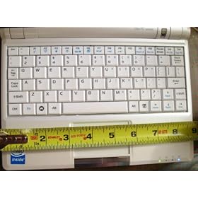 ASUS Eee PC 900 16G (8.9" Display, Intel Mobile CPU, 1 GB RAM, 16 GB Solid State Drive, Linux) Pearl White