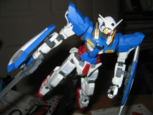 Gundam 00: Gundam Exia 1/100 Scale Model Kit