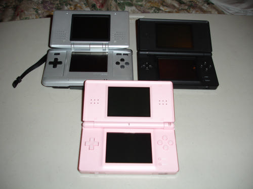 Nintendo Lite Pink c869228348a09edc2e2ff010.L pictures