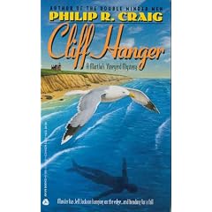 Cliff Hanger (Martha's Vineyard Mystery No 4)