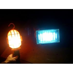 Comparison between regular Security Floodlight and MAXSA Innovations 40225