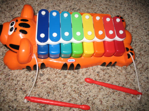 Image of the toy from Amazon