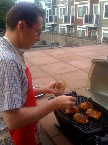 Weber 386002 Q 100 Portable Propane Gas Grill