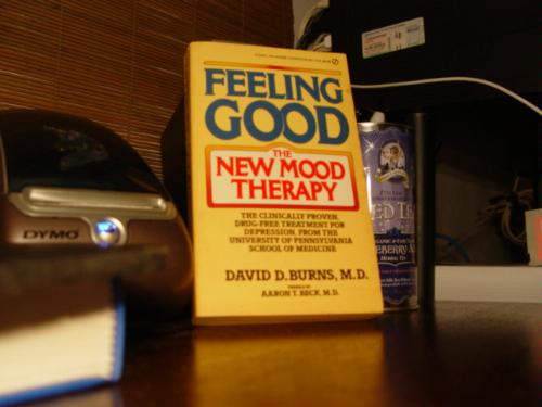 Feeling Good: The New Mood Therapy [Mass Market Paperback]