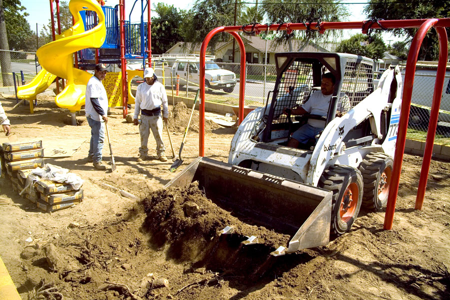 Amazon Bob The Builder On Site Houses Playgrounds Marc Silk