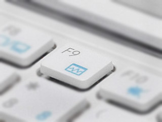 ASUS Eee PC 1000HA 10 Inch Pearl White Netbook 7 Hour Battery Life 1000ha white f9 ASUS Eee PC 1000HA 10 Inch Pearl White Netbook 7 Hour Battery Life