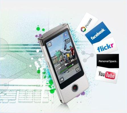 http://g-ecx.images-amazon.com/images/G/01/electronics/camcorder/sony/bloggie/touch/Image2a.jpg