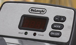 Dual Deep Zone Deep Fryer by DeLonghi