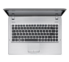 Samsung Q430 14 Inch HD LED Laptop (Aluminum surface with Black finish) Island style Keyboard. V196590622 Samsung Q430 14 Inch HD LED Laptop (Aluminum surface with Black finish)