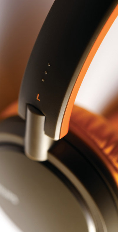 High Bass Headphones on Com  Philips Shl5001 28 Headband Headphone  Orange Blk   Electronics
