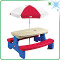 Kids' outdoor furniture