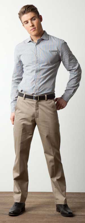 Dockers Signature Khaki Product Shot
