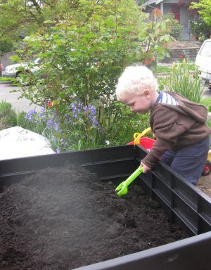 http://g-ecx.images-amazon.com/images/G/01/kitchen/blog/tor-gardening2._V224627424_.jpg