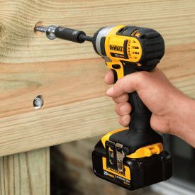DEWALT DCF885L2 charger