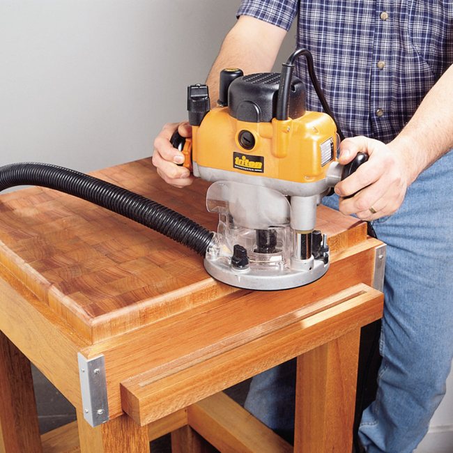 Triton TRA001 31/4 HP Dual Mode Precision Plunge Router Power Plunge