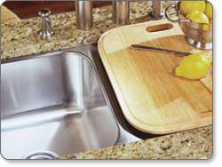 Houzer MD-3109 Medallion Classic 50/50 Double-Bowl Undermount Sink