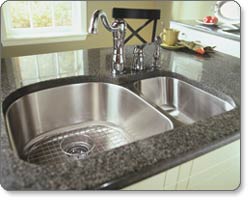 Houzer MG-3209SR Medallion Designer 80/20 Double-Bowl Undermount Kitchen Sink
