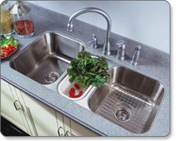Houzer MGT-4120 Medallion Gourmet Triple-Bowl Undermount Kitchen Sink