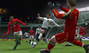 Taking a shot on goal at very close range in Pro Evolution Soccer 2011 3D