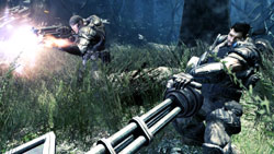 Marcus Fenix and Dom from Gears of War, included in Lost Planet 2