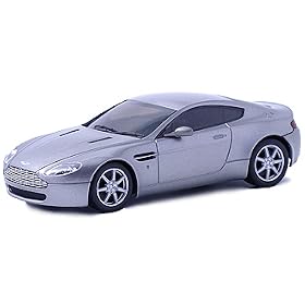 Radio Remote Controlled Aston Martin V8 Vantage (1:32 scale by Nikko) in Silver
