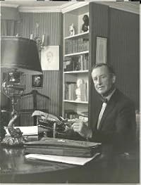 Image of Ian Fleming