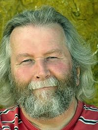 Image of Tom Saunders