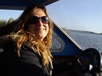 Image of Elly Griffiths