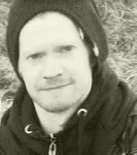 Image of Simon Logan