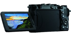 This picture shows both front and back views of the Coolpix P7700.