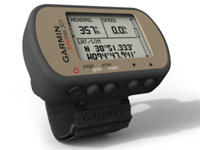 Garmin Foretrex 301: Easy-to-view location data 