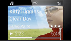 View album art on the 1.5 inch colour screen