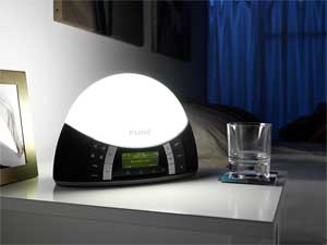 Wake up naturally with the gradual dawn simulation lighting, helping to ease you into the day